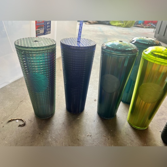 9 Starbucks cups. Only 2 with straws can’t purchase replacements at Starbucks. - Picture 4 of 4